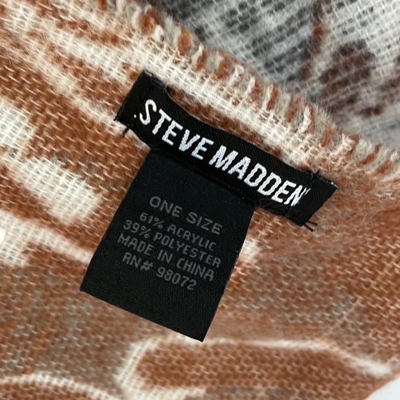 Steve Madden Floral Scarf Neutral Colors 72x21 Soft Cozy Oversized - Picture 6 of 6